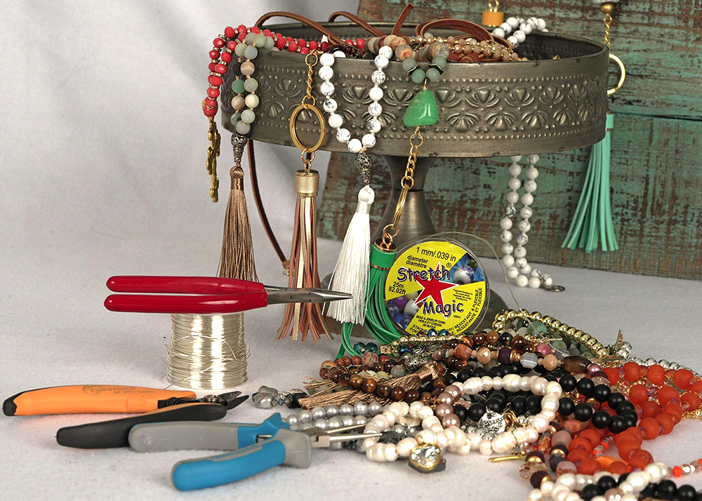Stretch Magic Jewelry by Lynn White Stretch Magic Jewelry by Lynn White
